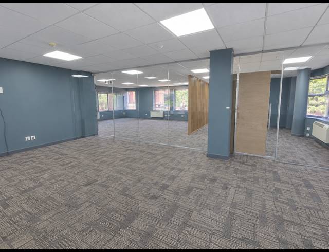 270M² OFFICE TO LET IN WOODMEAD